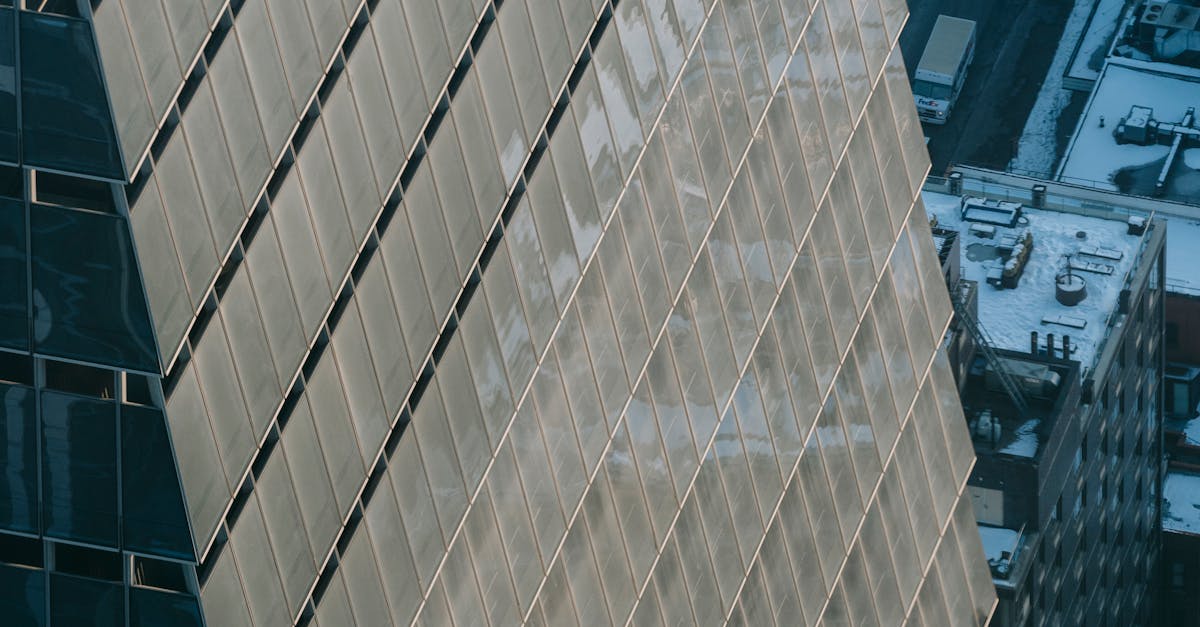 The Role of Insurance Adjusters in Claims Evaluation